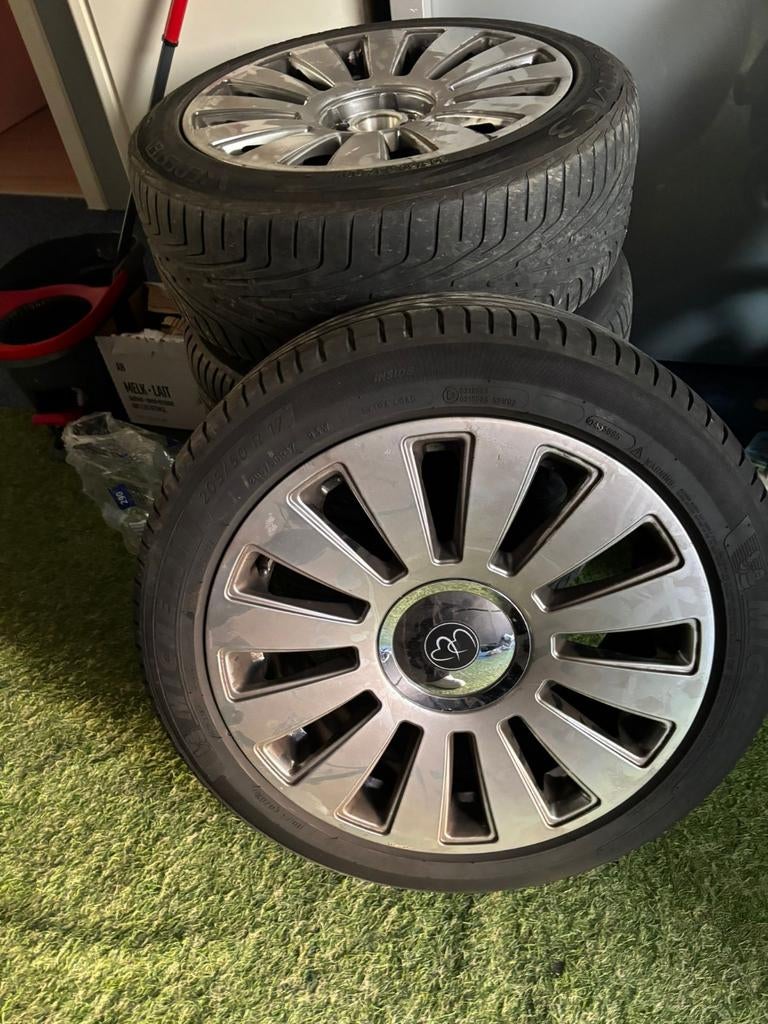 Velgen/ banden 205/50 R 17, Ophalen, Nieuw, 17 inch, 205 mm
