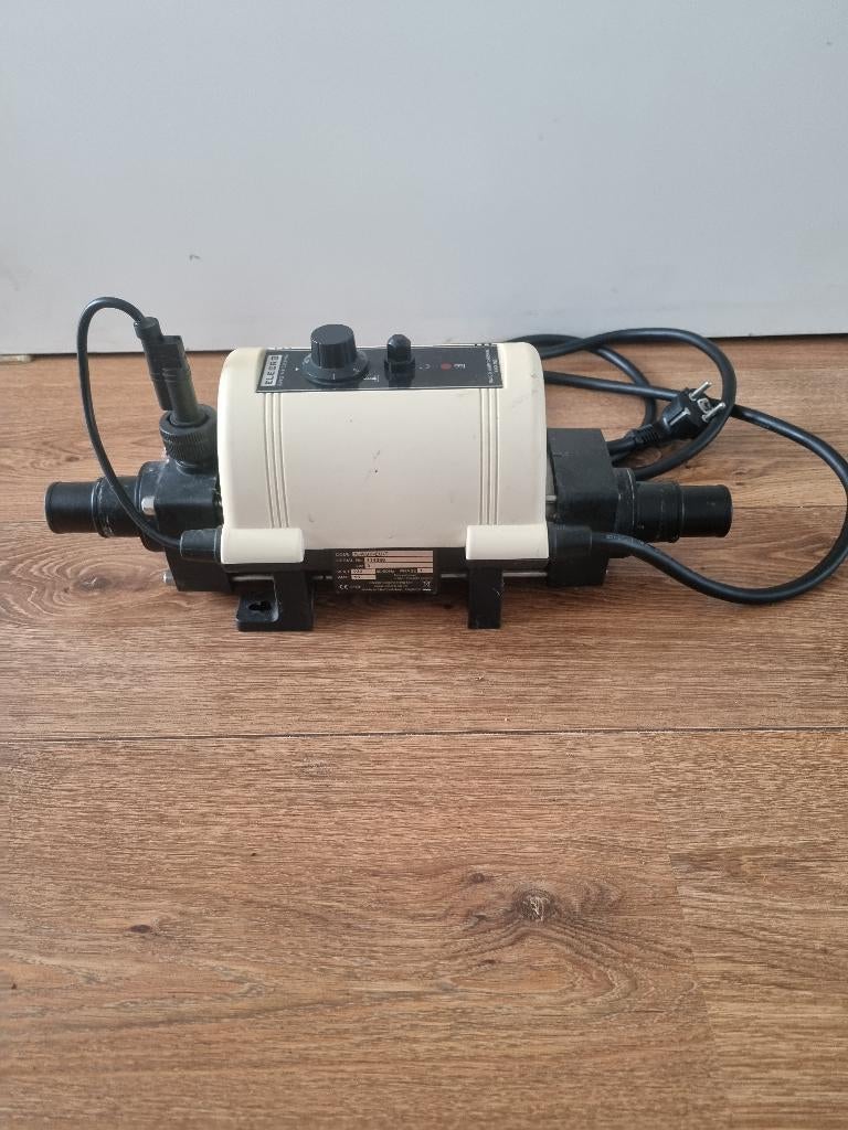 Elecro Engineering 3kw vijver/Qbak verwarming/Heater., Tuin en Terras, Vijver-toebehoren, Ophalen of Verzenden, Zo goed als nieuw