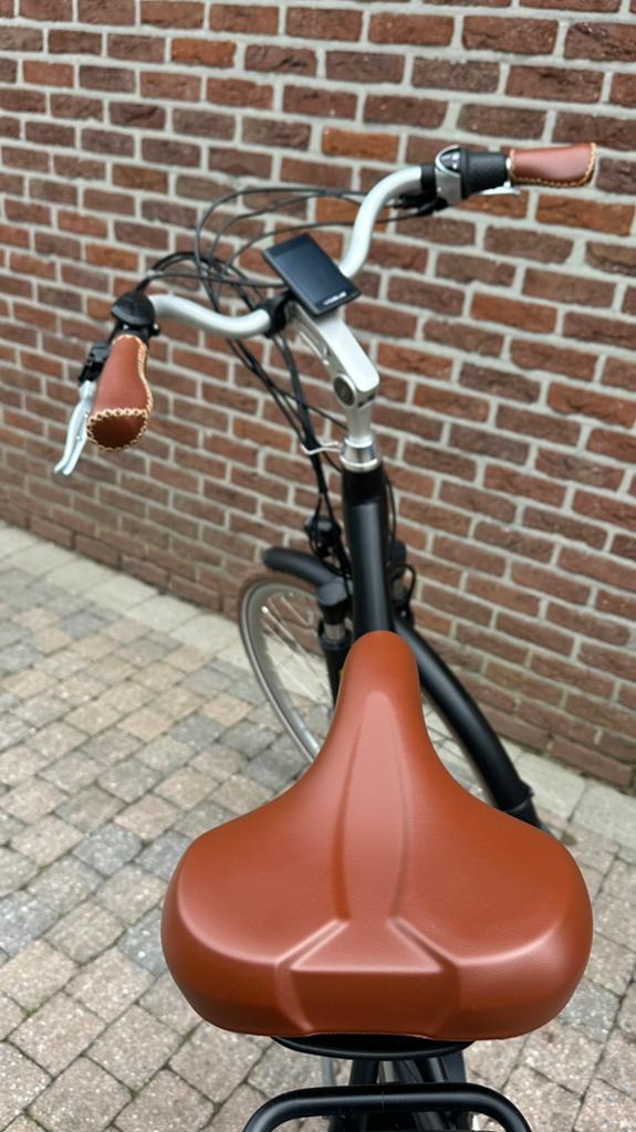 Vogue Premium elektrische fiets(890km gereden), Ophalen, Zo goed als nieuw