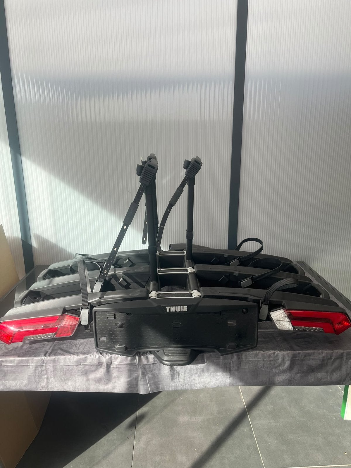 Thule epos 9791voor 3 fietsen 2 sleutels, Auto diversen, Ophalen, Zo goed als nieuw, Trekhaakdrager, Brede banden