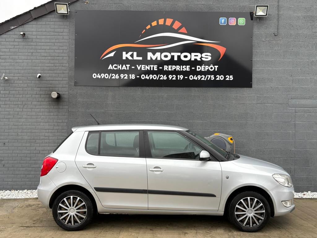 SKODA FABIA 1.2 TDI 246 000KM CARPASS 2011 EURO 5, Autos, Skoda, Achat, Entreprise, Boîte manuelle, Noir