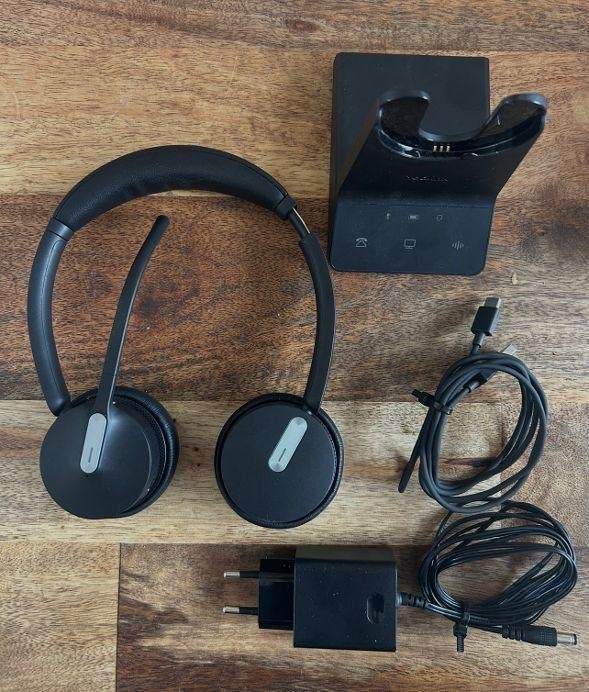 ☎️ Yealink WHB640 WIRELESS DUO Headset WH64 ☎️, Telecommunicatie, Ophalen of Verzenden, Zo goed als nieuw, 1 handset
