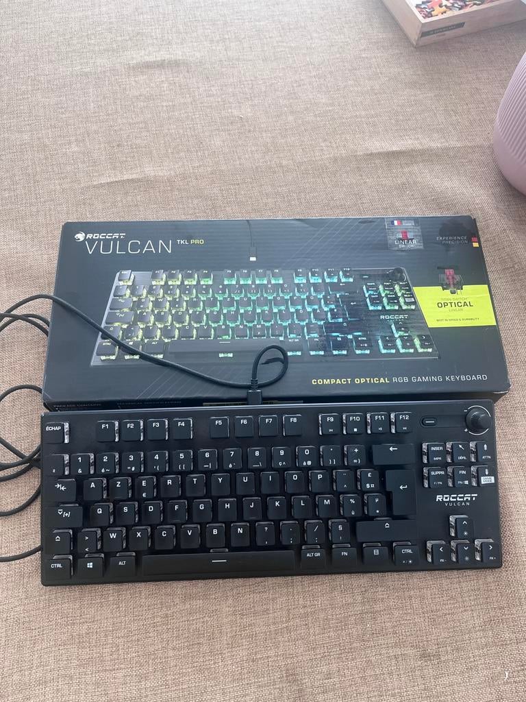 Clavier gaming Vulcan Tkl PRO, Informatique & Logiciels, Claviers, Enlèvement, Comme neuf
