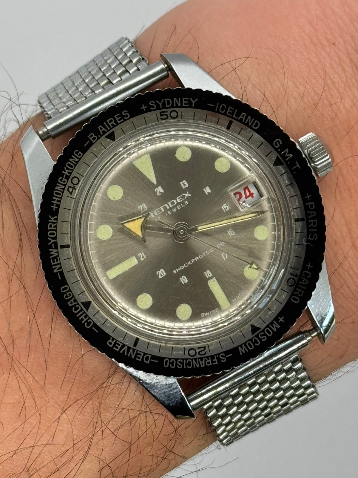 Montre plongée mécanique Vintage Rendex Swiss Skin Diver GMT, Bijoux, Sacs & Beauté, Montre-bracelet, Autres marques, Enlèvement ou Envoi