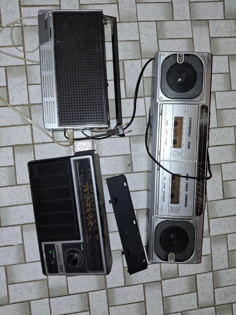 3 radios en panne, Enlèvement ou Envoi, Ne fonctionne pas, Radio