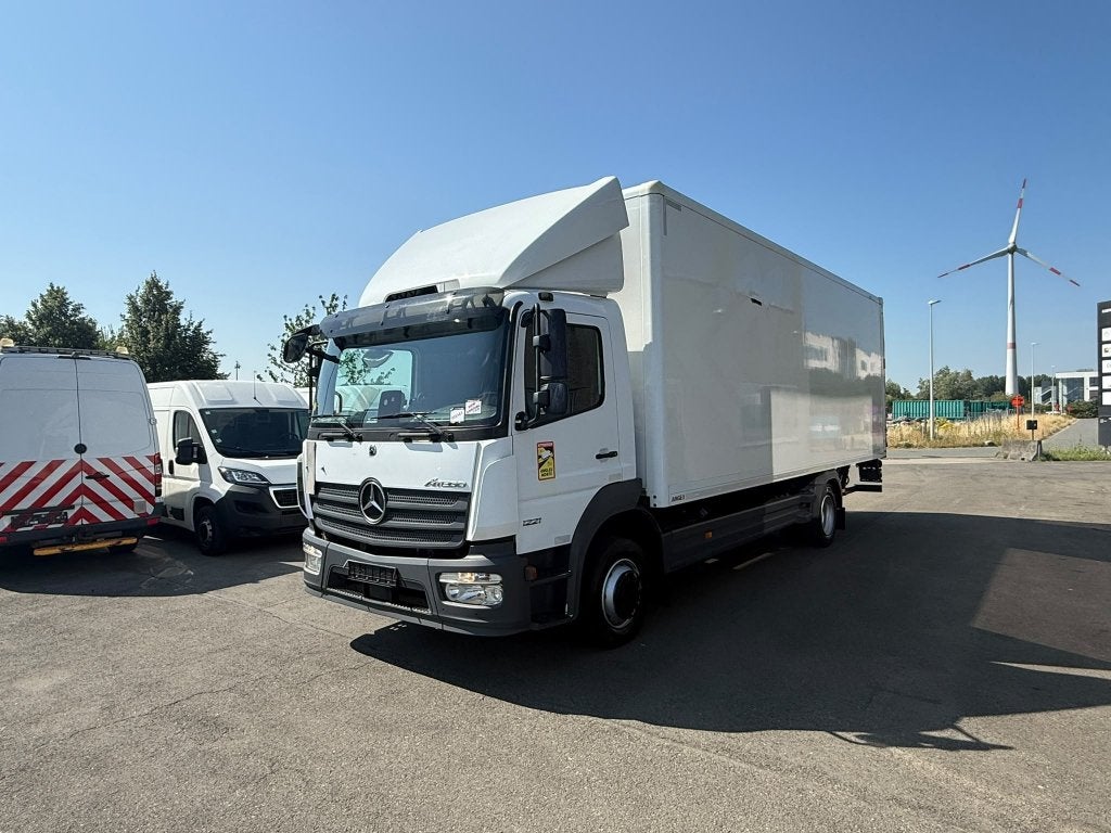 Mercedes-Benz Atego 1221 (Stock ID 90838), Automaat, Multifunctioneel stuurwiel, Wit, Mercedes-Benz