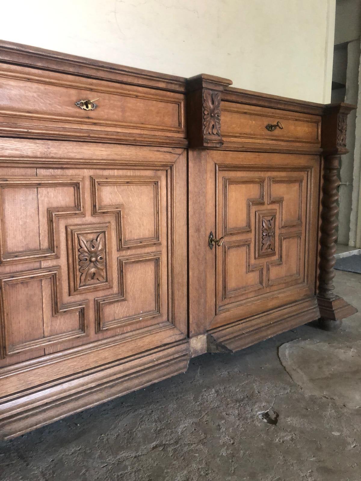 Massief eiken kast 210cm breed staat te Koksijde, 200 cm ou plus, Enlèvement, Utilisé, Chêne