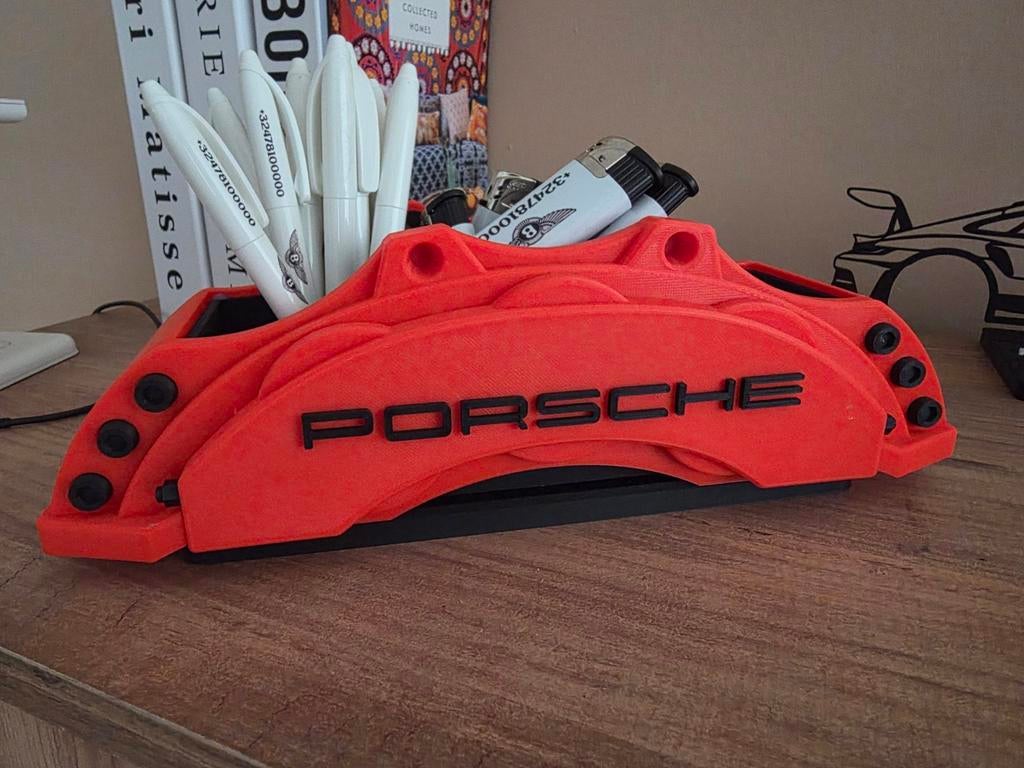 Designs Porsche, Enlèvement