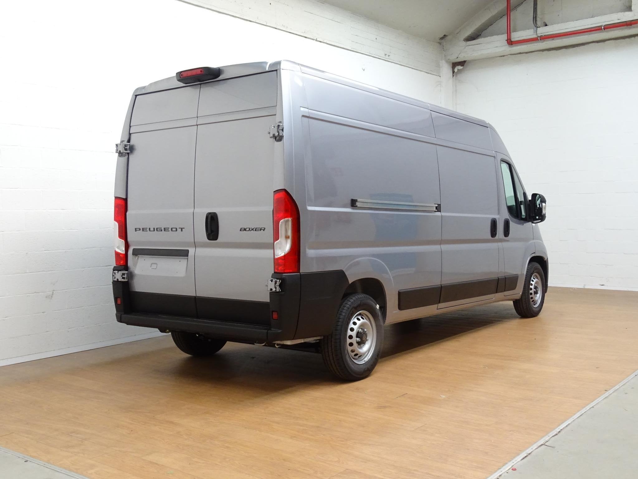 Peugeot Boxer 2.2 BlueHDi S&S 180 440 L3H2 Heavy Auto, Auto's, 4 deurs, Stof, 4 cilinders, Cruise Control