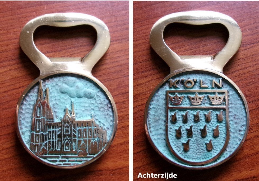 Flesopener met de dom van Keulen, Verzenden, Brons