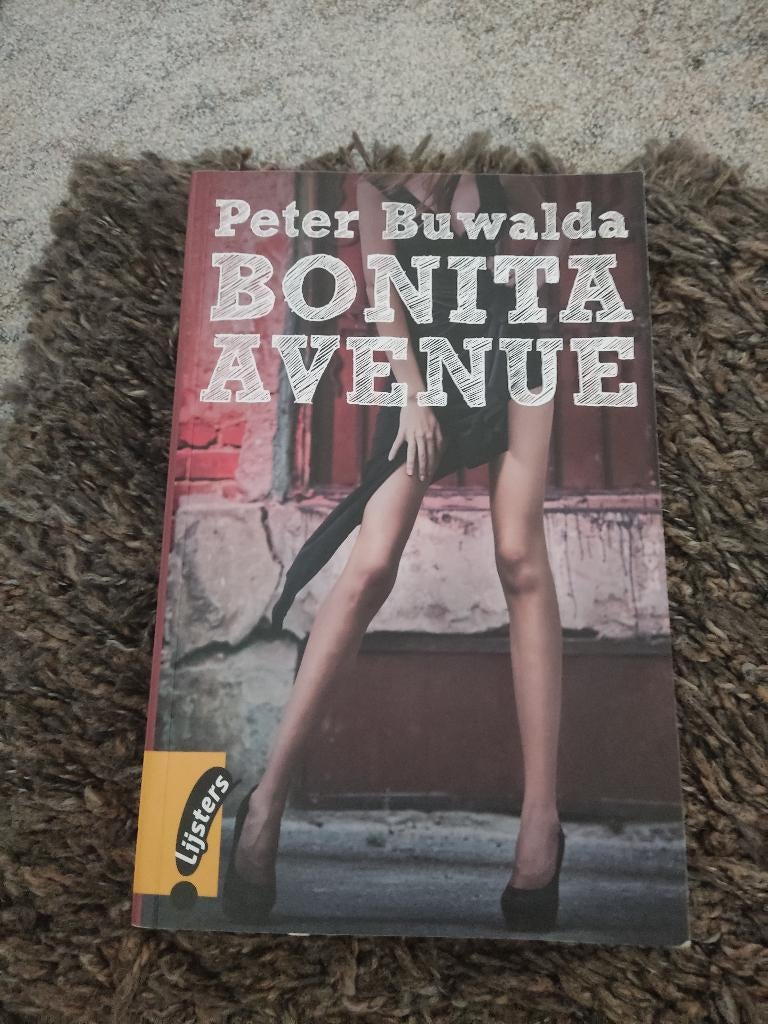 BoekBonita Avenue, ASO, Ophalen of Verzenden, Zo goed als nieuw, Peter buwalda