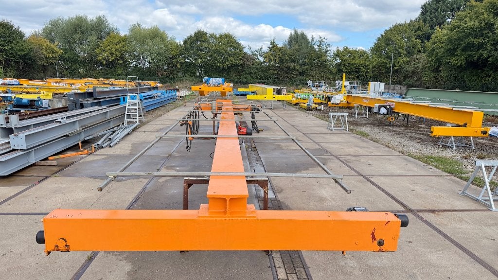 Rolbrug 11.300 mm / 3 ton / Demag P / 1985., Doe-het-zelf en Bouw, Ophalen, Gebruikt, Elektrisch