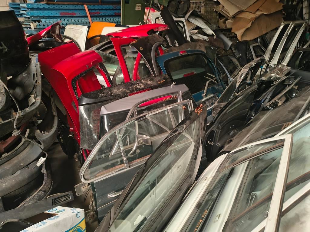Lot carrosserie onderdelen deuren spatborden bumpers, Ophalen, Gebruikt, BMW, Deur