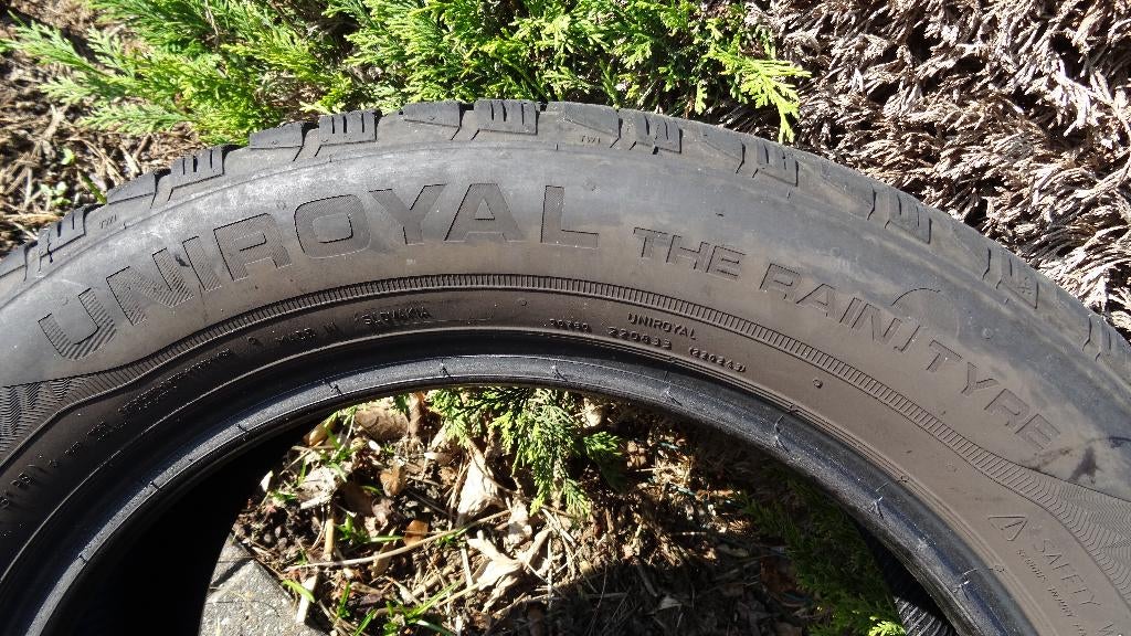 WINTERBANDEN 225/55 R17, Auto-onderdelen, Banden en Velgen, Ophalen, Gebruikt, 17 inch, Winterbanden