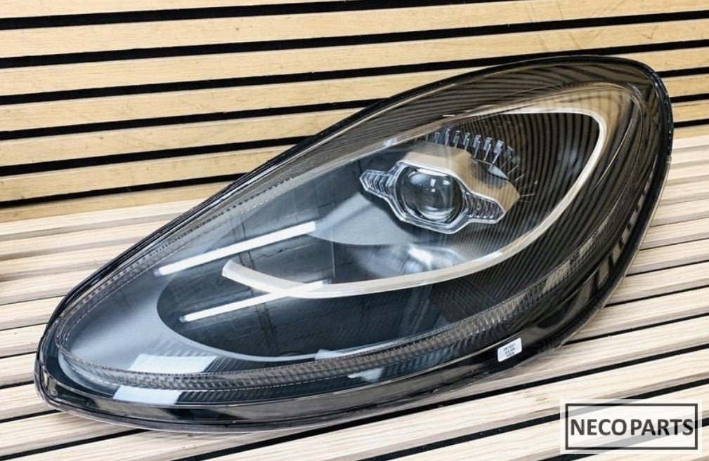 ASTON MARTIN DBX FULL LED KOPLAMP ORIGINEEL ALLES LEVERBAAR, Gebruikt, -, Overige automerken, -