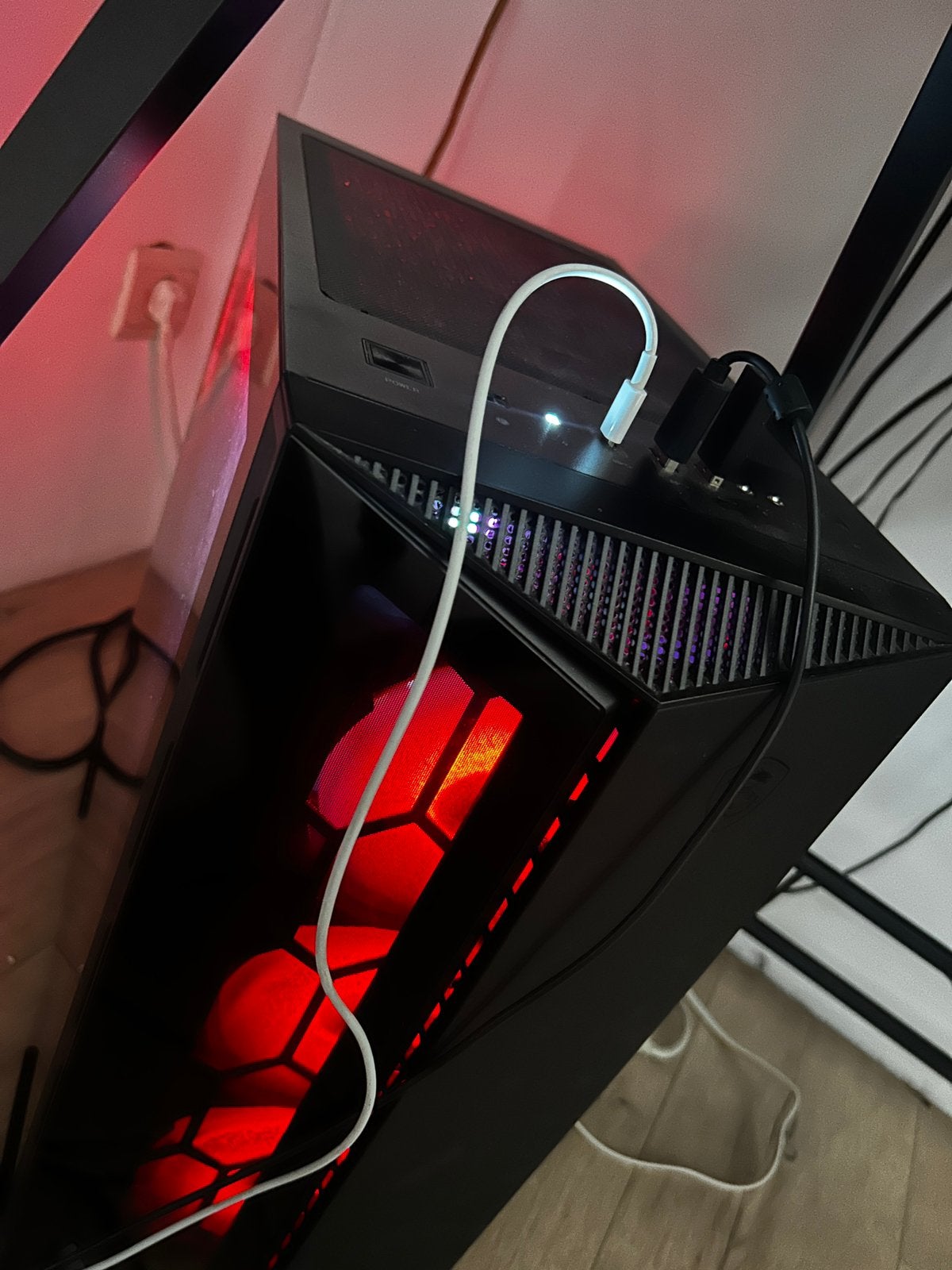 Gaming-pc te koop!!, Ophalen of Verzenden, Zo goed als nieuw, Gaming, HDD