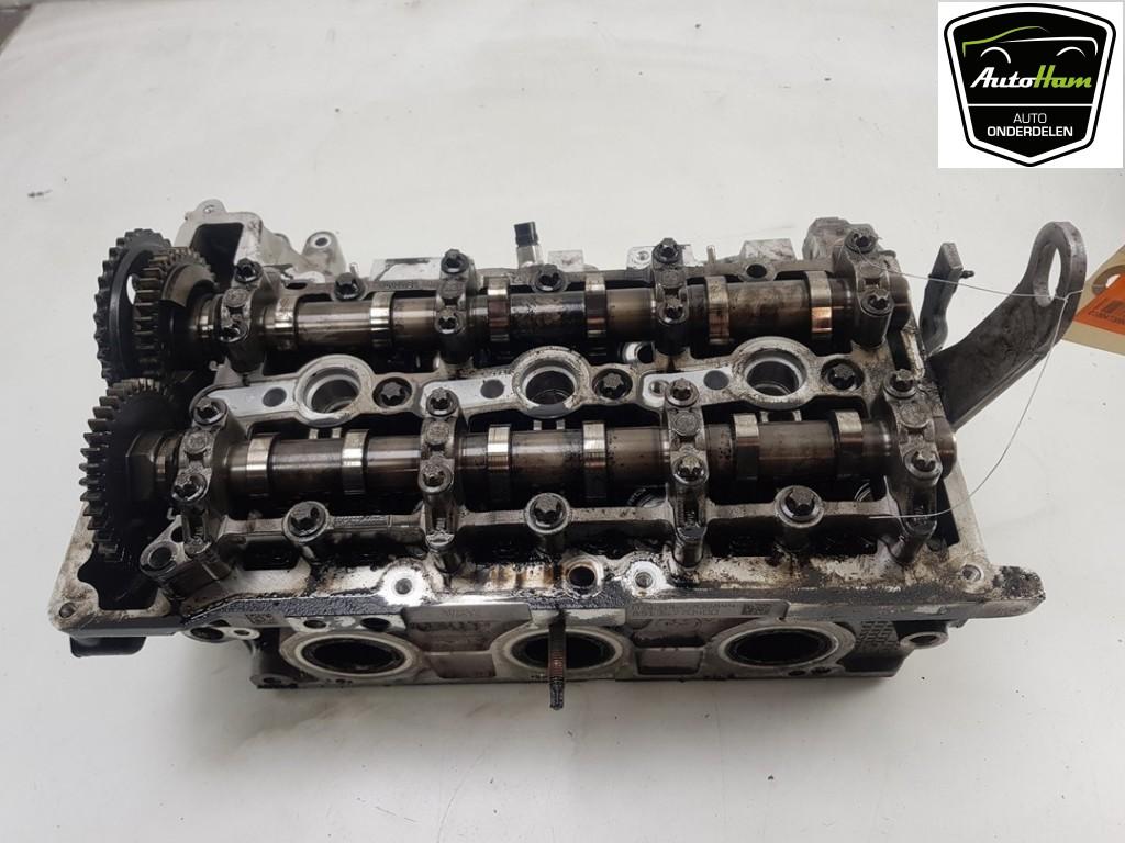 CULASSE BMW 1 serie (F20) (|11128513677|155733101|8513677|), Utilisé, BMW