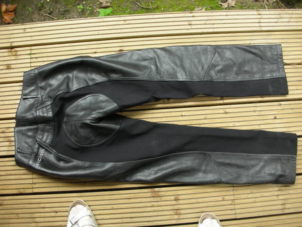 Lederen dames motorbroek mt 40-42, Ophalen, Broek | leer, Richa, Dames