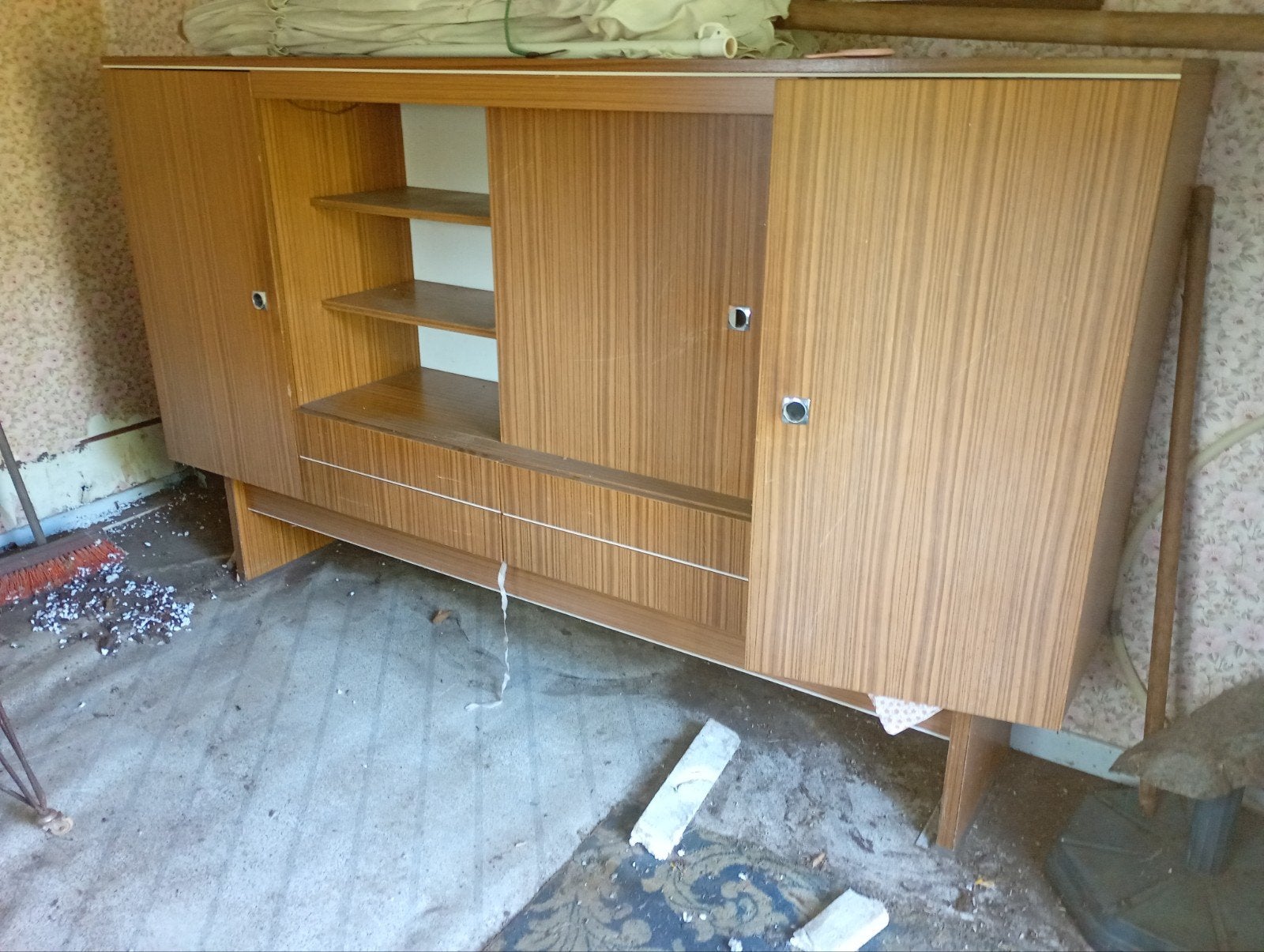 Vintage kasten en tafel, Ophalen