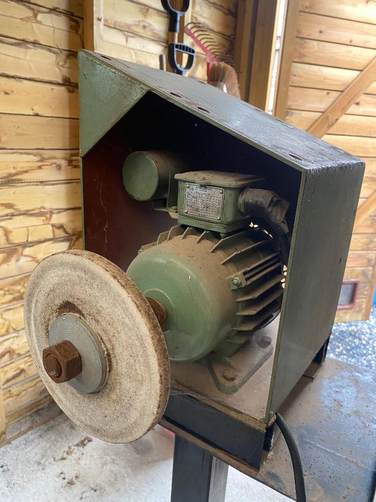 Polijstmachine goudsmid VEM industriemotor DDR, Ophalen, Gebruikt