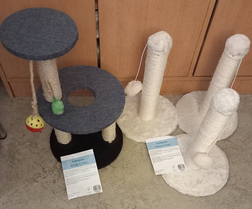 Poteaux griffoirs / Arbres à chat, Enlèvement, Neuf, Griffoir