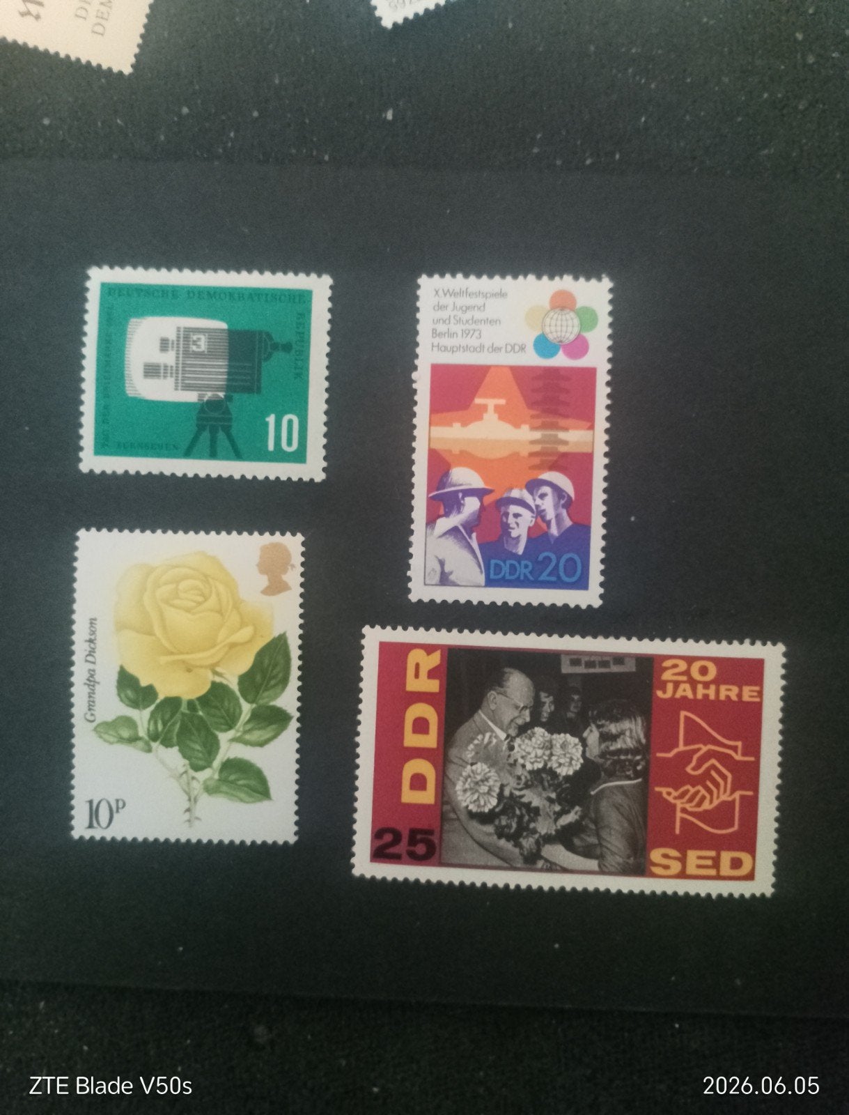 Timbres postaux History Four, Enlèvement ou Envoi