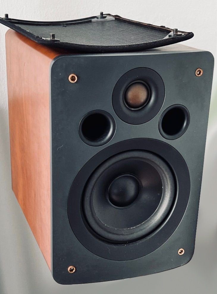 Q Acoustics Model 1020, Audio, Tv en Foto, Basreflex, Ophalen, 60 tot 120 watt, Boekenplank luidspreker