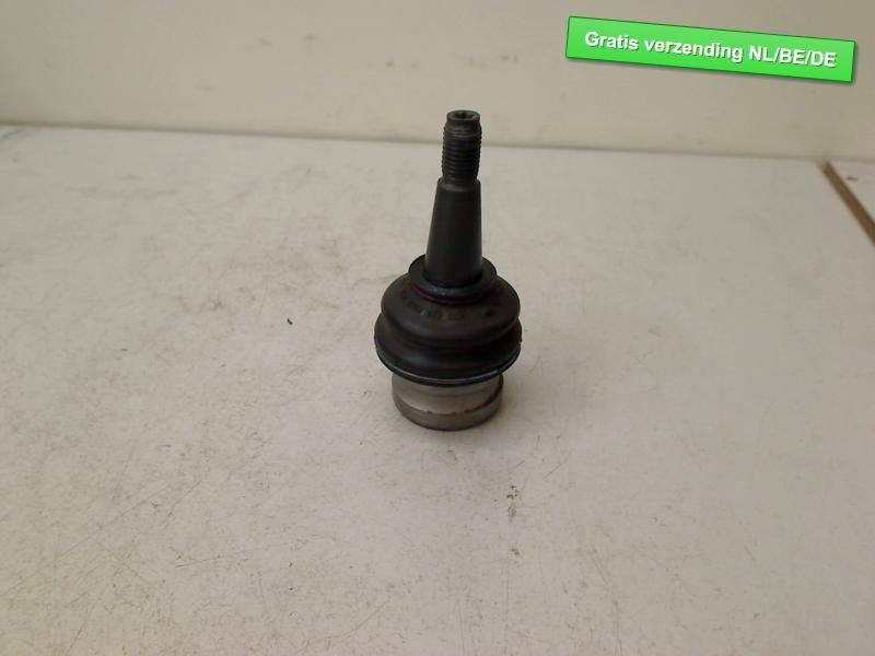 FUSEEKOGEL VOOR Audi A4 Avant (B8) (8K0407689F), Gebruikt, Dhr. R. de Gouw, Audi, De Bloemendaal 21 21
5221 EB  'S HERTOGENBOSCH, NL