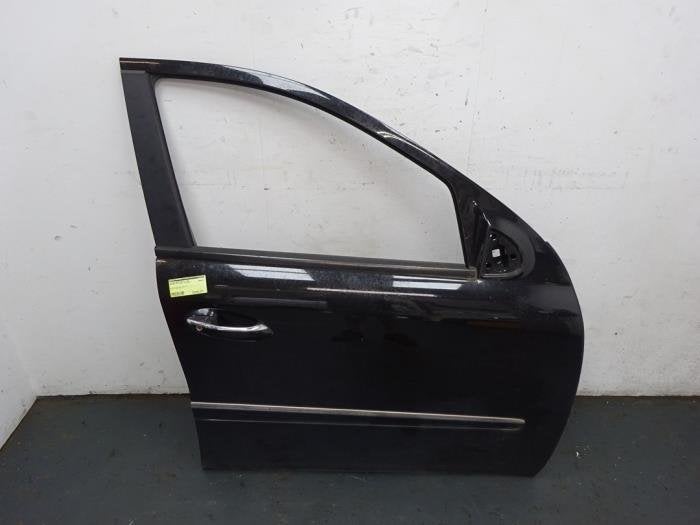 Portière 4portes avant droite d'un Mercedes ML-Klasse (197), 3 mois de garantie, Utilisé, Porte, -