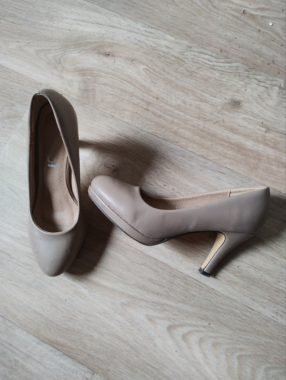Belles chaussures beiges de la marque Ideal m. 38, Vêtements | Femmes, Enlèvement ou Envoi, Beige, Comme neuf, Ideal