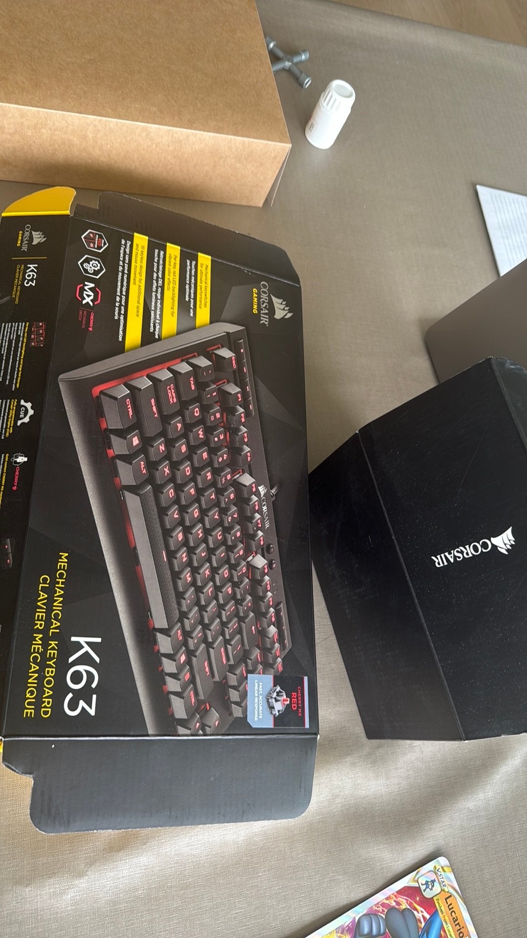 Câbles Corsair K63 +, Enlèvement