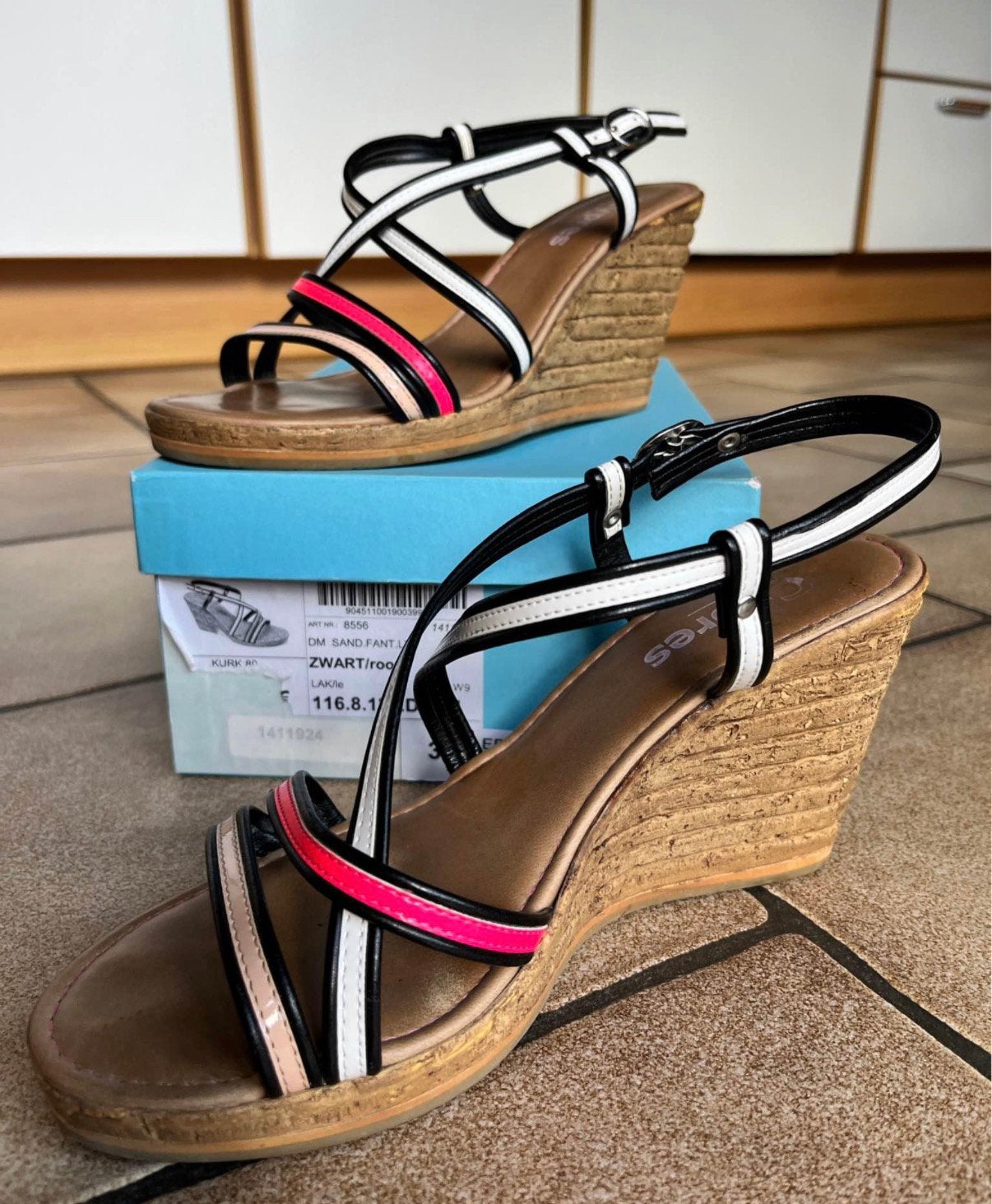 Sandalen Cypres maat 38, Ophalen, Zo goed als nieuw