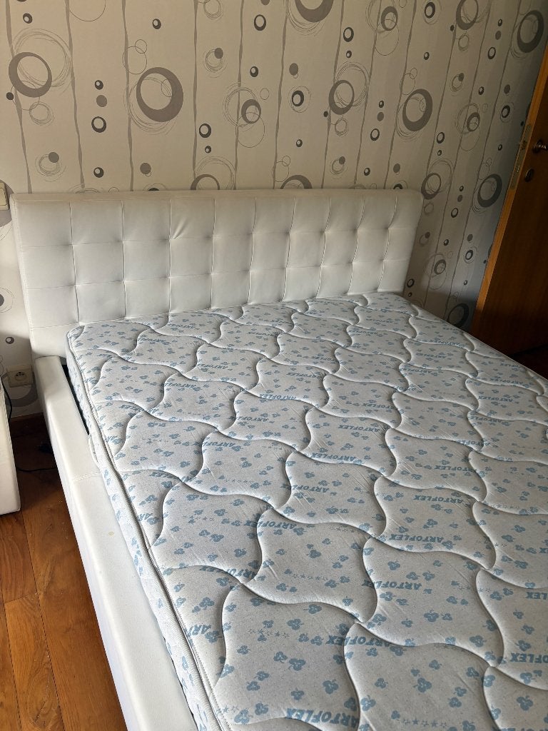 Bed, Ophalen, Overige materialen, Gebruikt, Wit