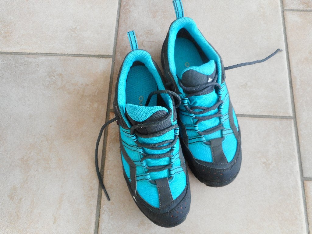 Chaussures sportives pour femmes, marque Quechua taille 37, Chaussures de marche, Autres couleurs, Comme neuf, Enlèvement