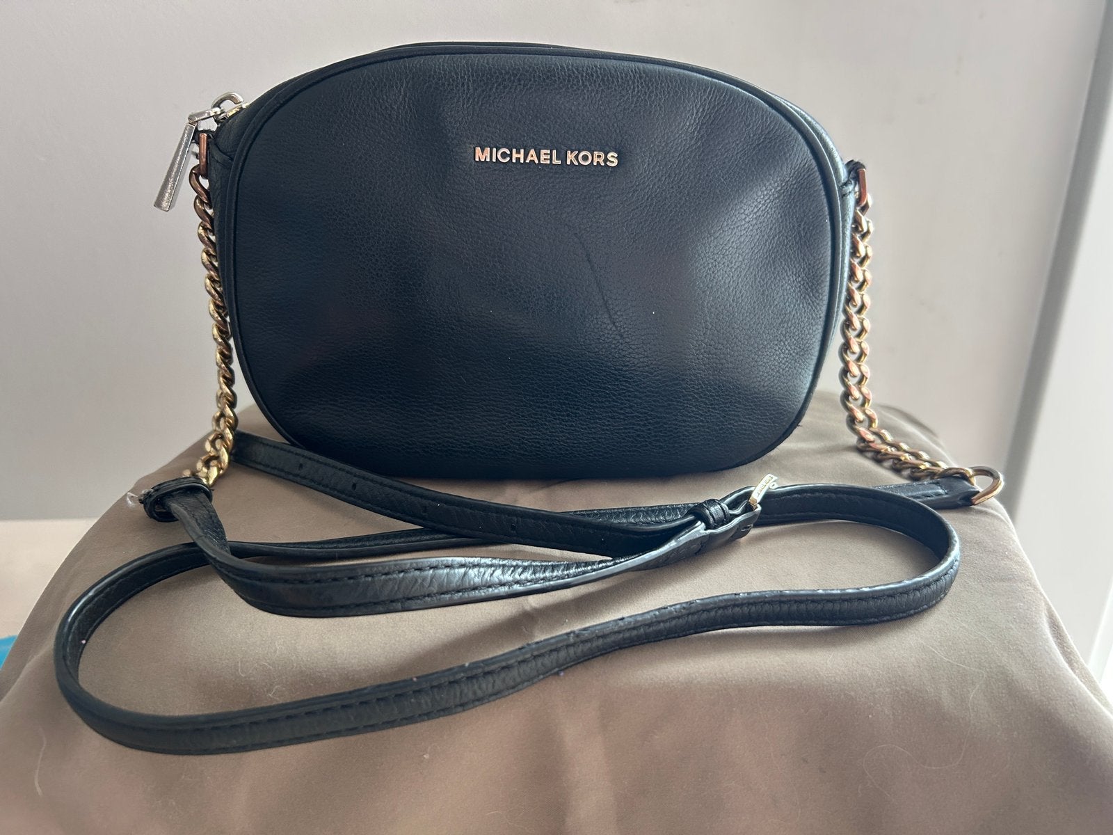 Michael Kors zwarte leren handtas, Ophalen of Verzenden, Zo goed als nieuw, Zwart, Handtas