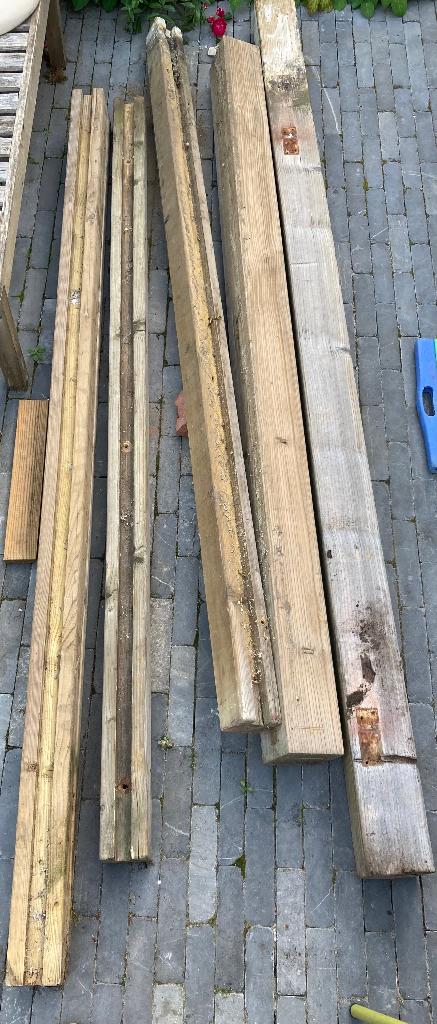 Houten palen Gratis, Enlèvement, Utilisé, 180 à 250 cm, Poteaux
