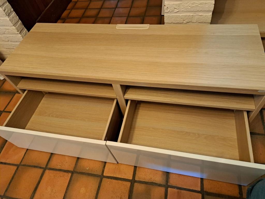 Tv meubel, Ophalen