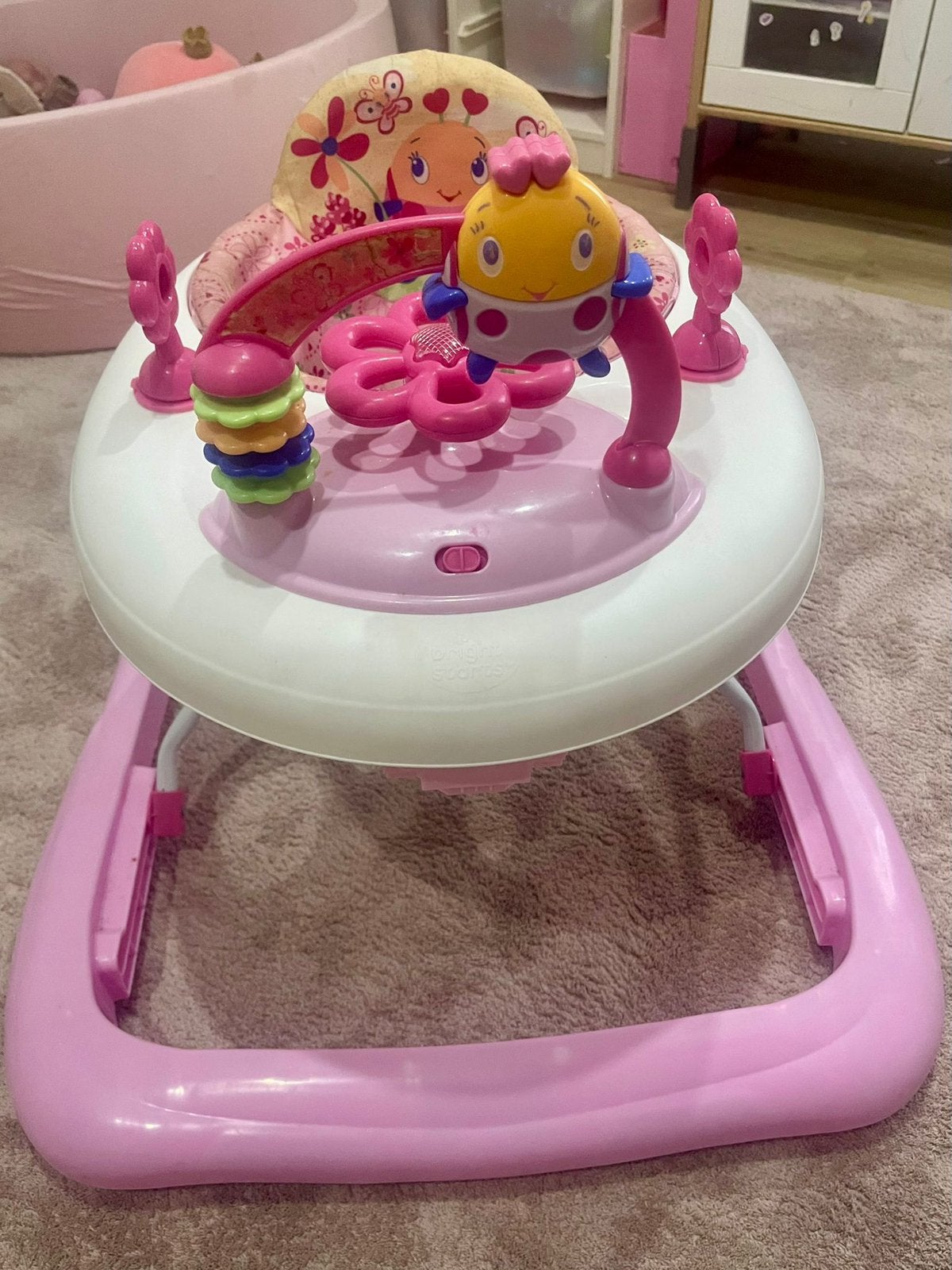Trotteur bebe, Enfants & Bébés, Jouets | Jouets de bébé, Enlèvement, Comme neuf
