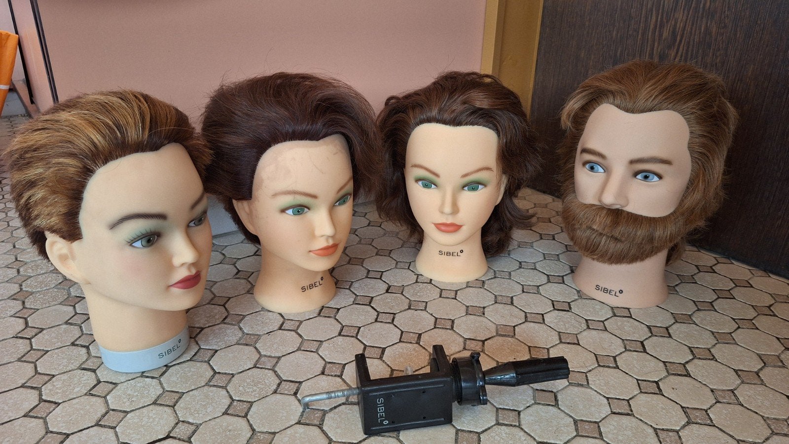 Sibel kappershoofden oefenhoofden set (4 stuks + statief), Ophalen