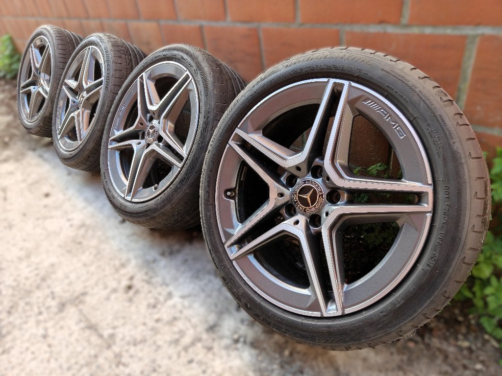 Originele 18 inch AMG velgen - breedset, Auto-onderdelen, Banden en Velgen, Ophalen, 18 inch, Banden en Velgen, Personenwagen