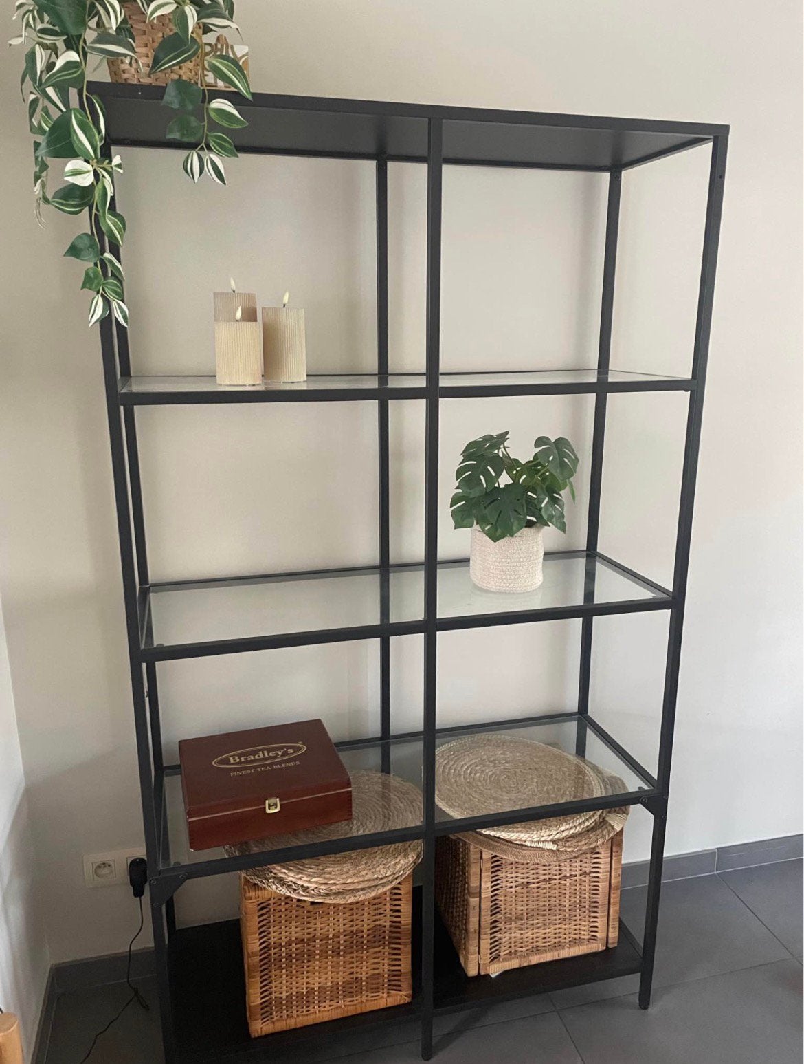Wandrek ikea, Huis en Inrichting, Ophalen, Zo goed als nieuw
