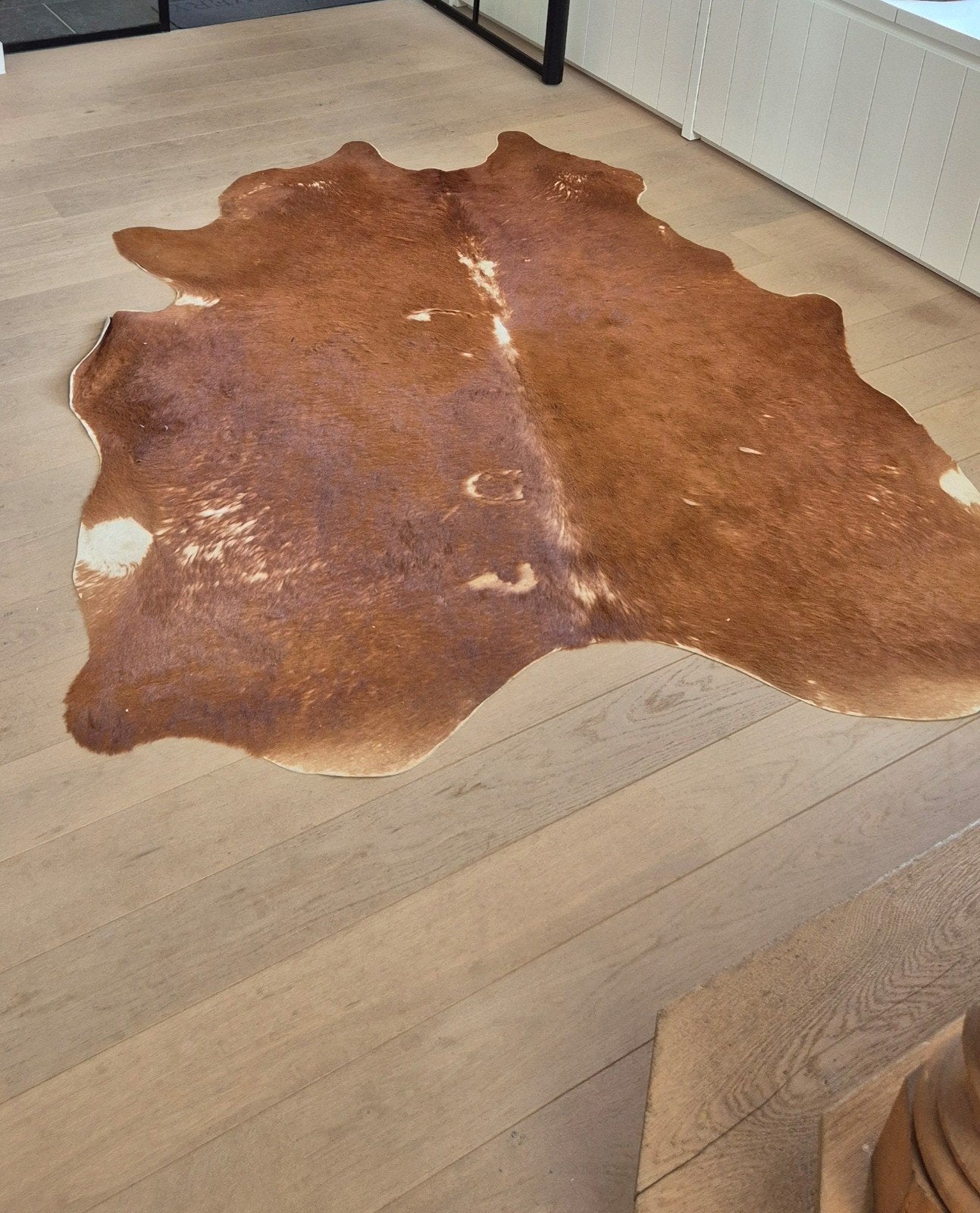 Natuurlijke Koeienhuid Vloerkleed – Warm Bruin, Ophalen, Bruin