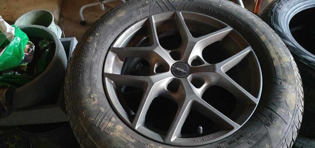 Jantes Borbet Y Hyper Silver R16, Auto-onderdelen, Banden en Velgen, Ophalen, 215 mm, Velg(en), 16 inch
