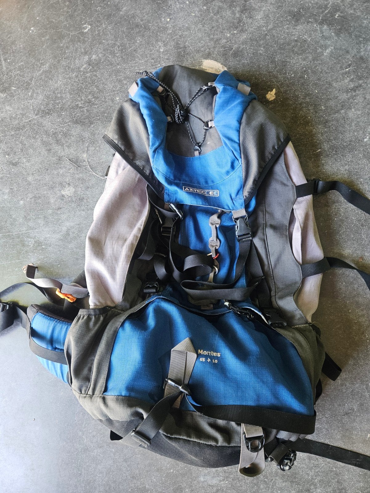 Sac à dos Trekkin 65+10 litres Aztec, Enlèvement