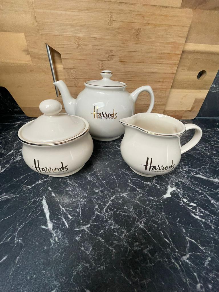 Harrods servies, Ophalen, Zo goed als nieuw