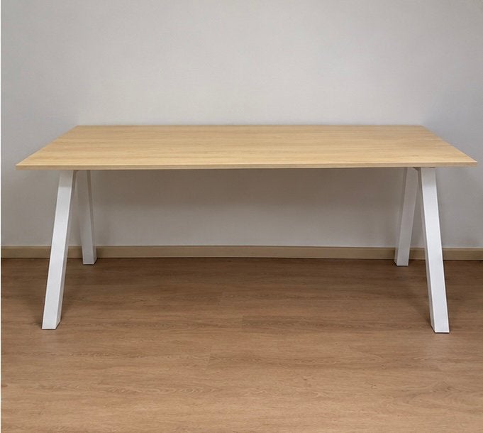 Bureau Trotten, Neuf, 160 cm, Goulotte de câbles, IKEA