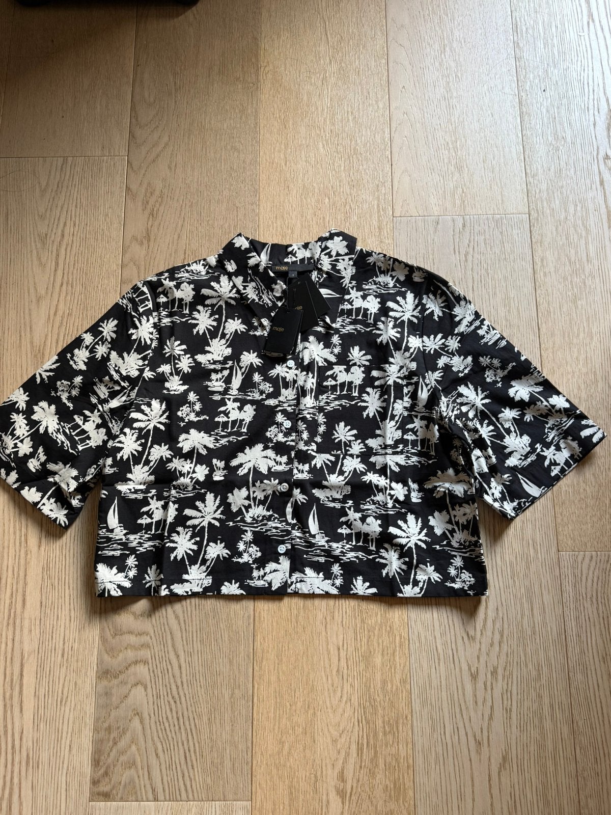 Neuve chemise crop Maje T36 valeur 195€!!!, Enlèvement ou Envoi, Neuf, Blanc, Manches courtes