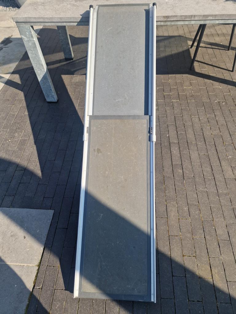 Hondenloopplank merk Solvit, Ophalen