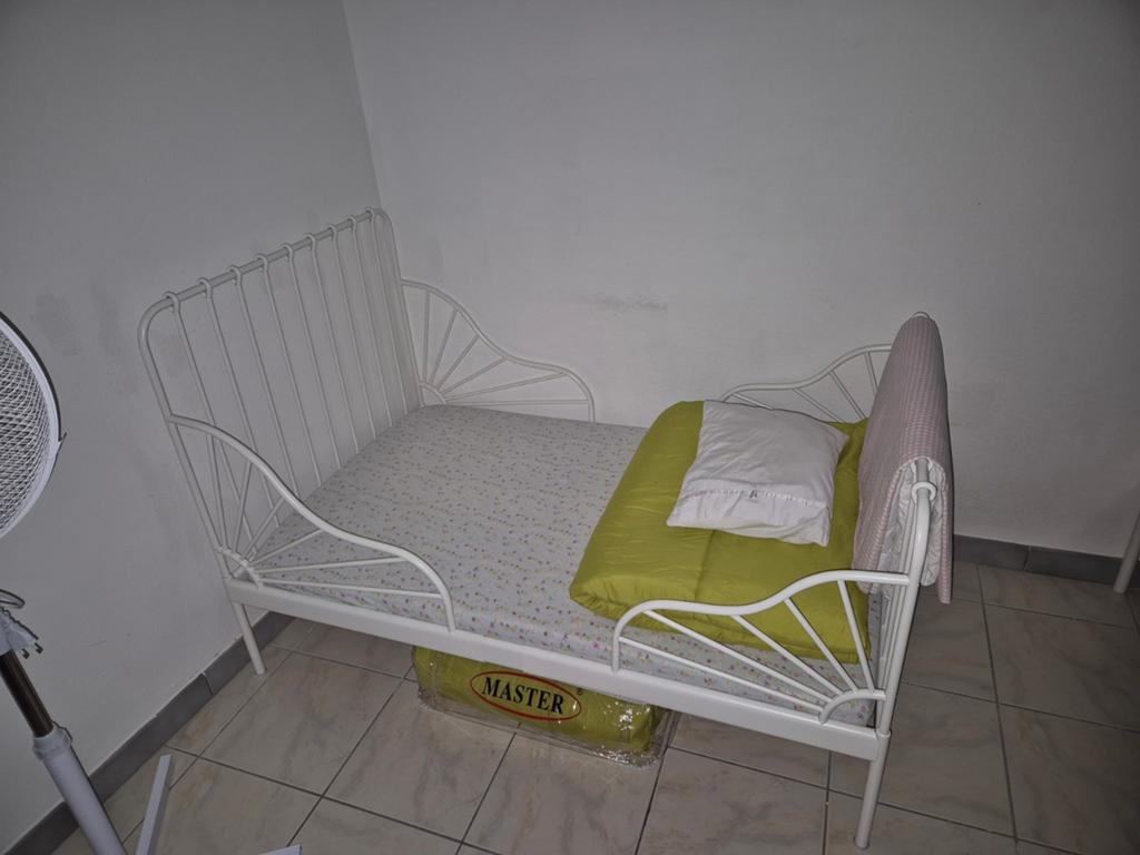 Lit (lit de croissance), Enlèvement, Comme neuf, Matelas