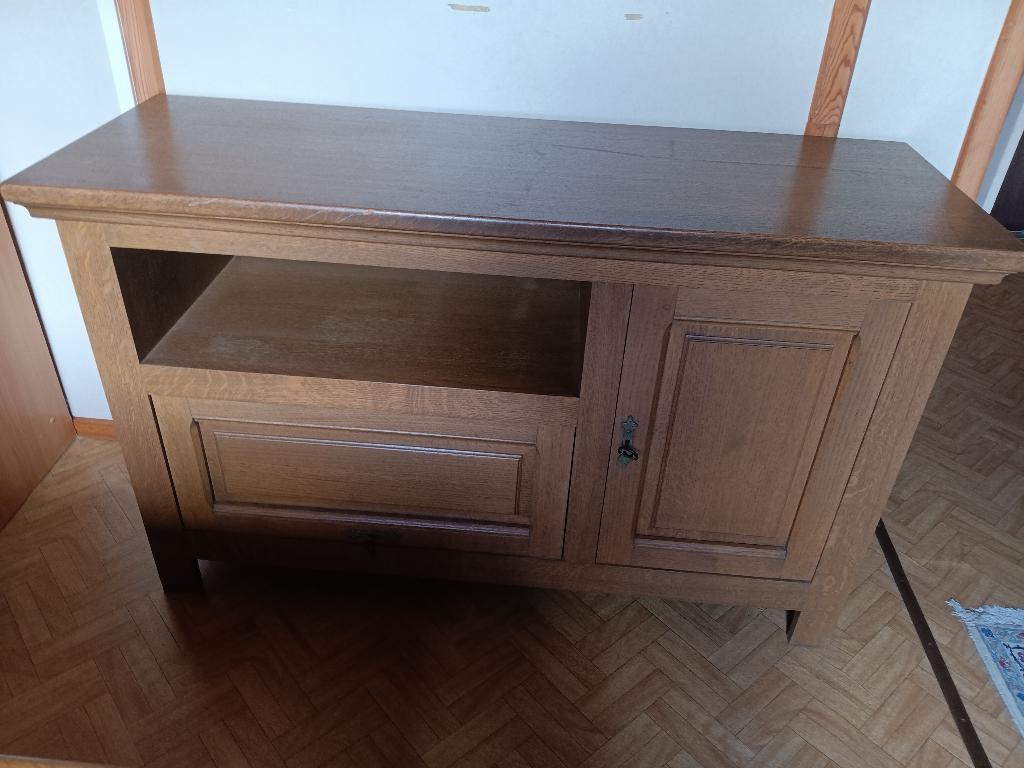 TV-kast in massief hout, Ophalen